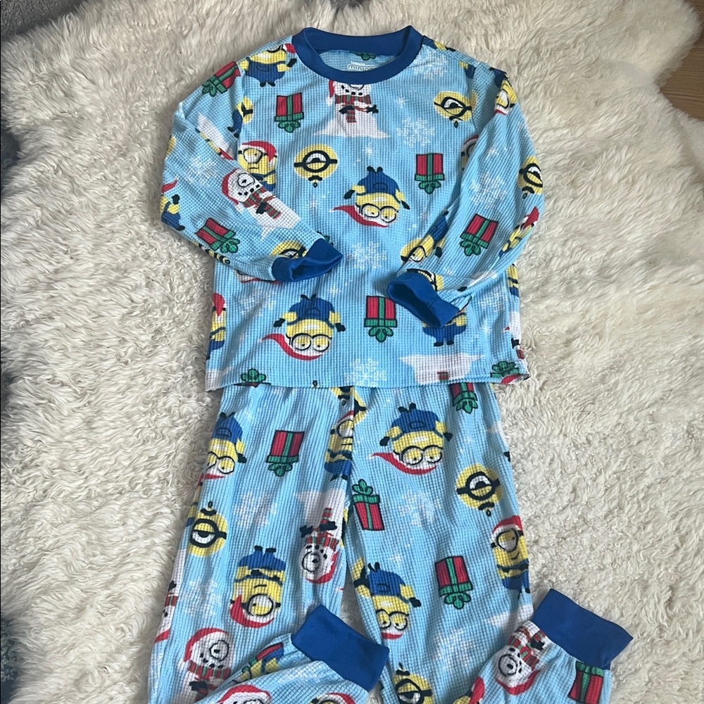 Worn Once - Kids Blue Minions Holidays Pajama Set